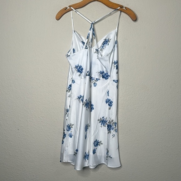 NWT Abercrombie & Fitch Satin Cowl Neck Slip Mini Dress Floral Blue Size small - Picture 7 of 10